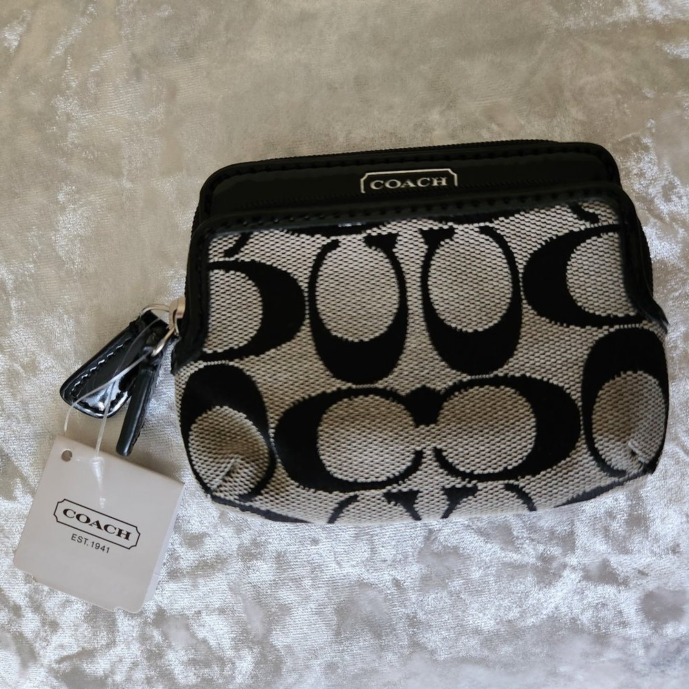 Coach Park Double Zip Coin Wallet